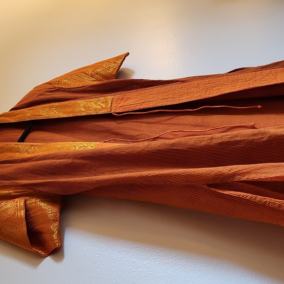 Handmade vintage orange and gold jacket/robe - Picture 9 of 12